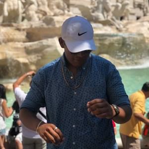 Meet your Posher, Marcos